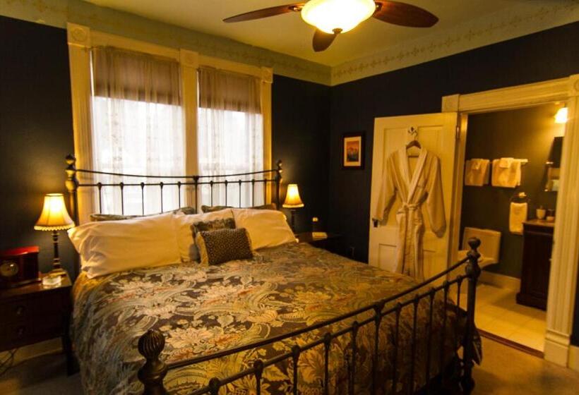 غرفة ديلوكس سرير كينج, Swantown Inn