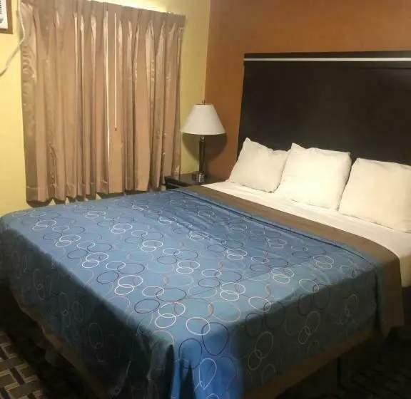 キングサイズベッドのスタンダードルーム, Glendora Motel