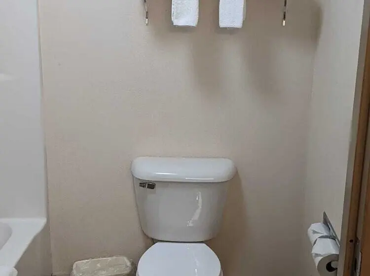 スイート, Heritage Inn And Suites