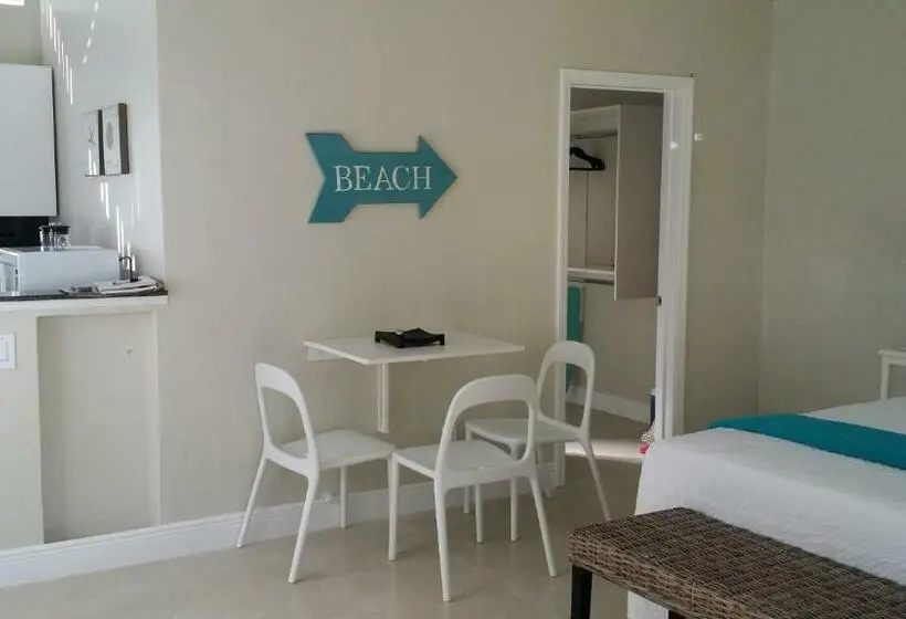 استودیوی استاندارد, Hollywood Broadwalk Oceanside