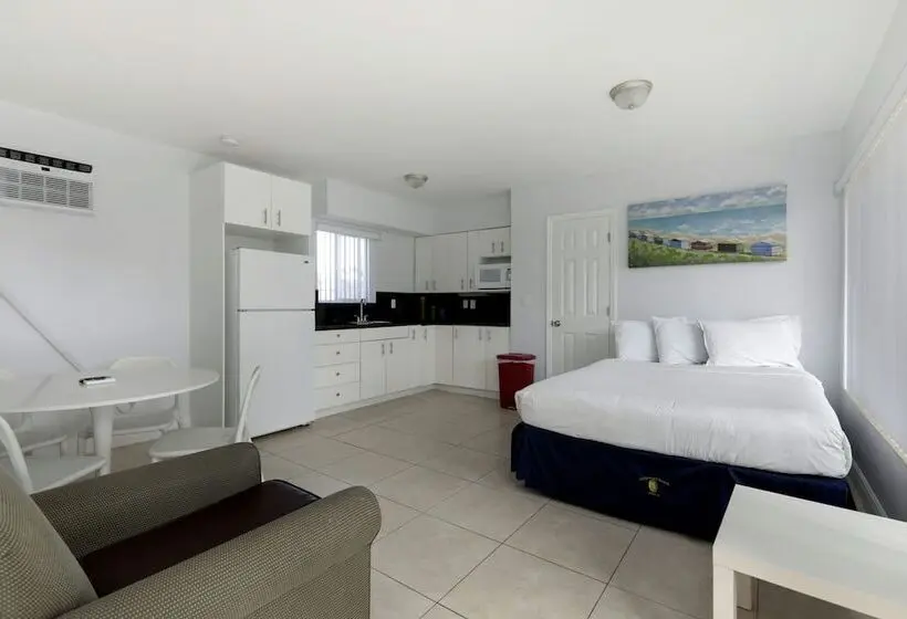سوییت, Hollywood Broadwalk Oceanside