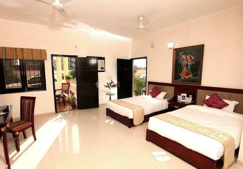 家庭间, Kridha Residency Opposite Prem Mandir Vrindavan