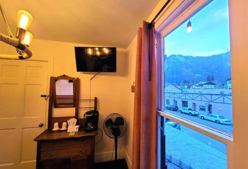 バス共有のスタンダードルーム, Mrs. Anderson's Lodging