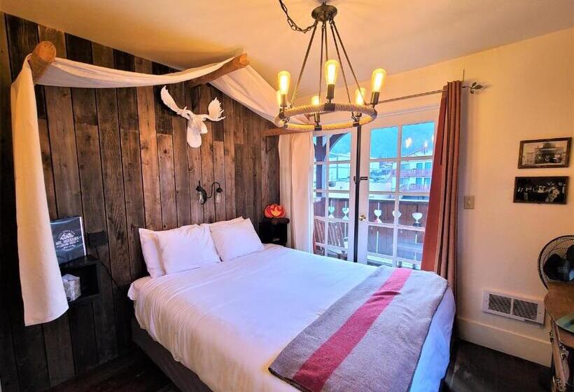 Номер Стандарт с Балконом, Mrs. Anderson's Lodging