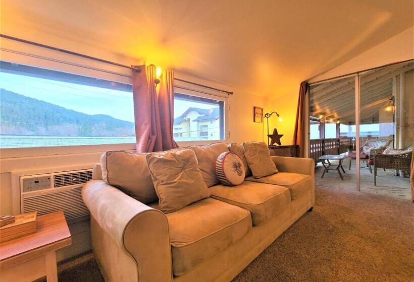 Четырехместный Номер Deluxe, Mrs. Anderson's Lodging