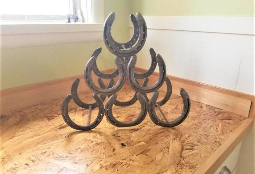 Люкс 2 Спальни, Mrs. Anderson's Lodging