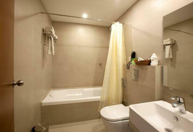 デラックススイート, Park Residency