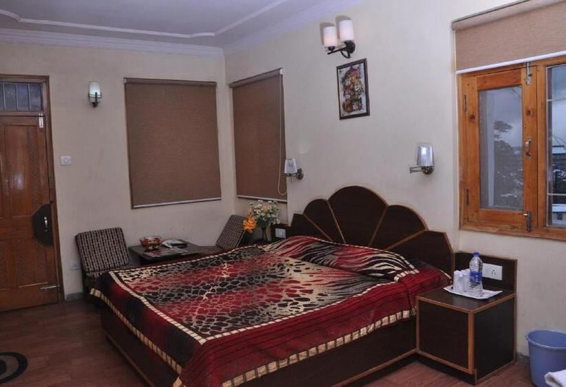 Номер Deluxe, Prestige