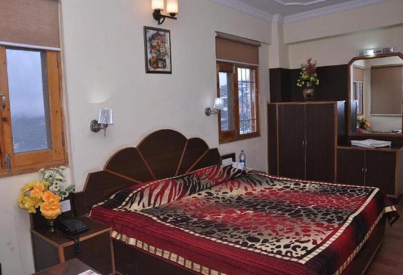 Номер Deluxe, Prestige