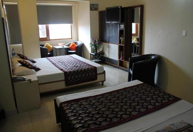 Семейный Номер, Prestige