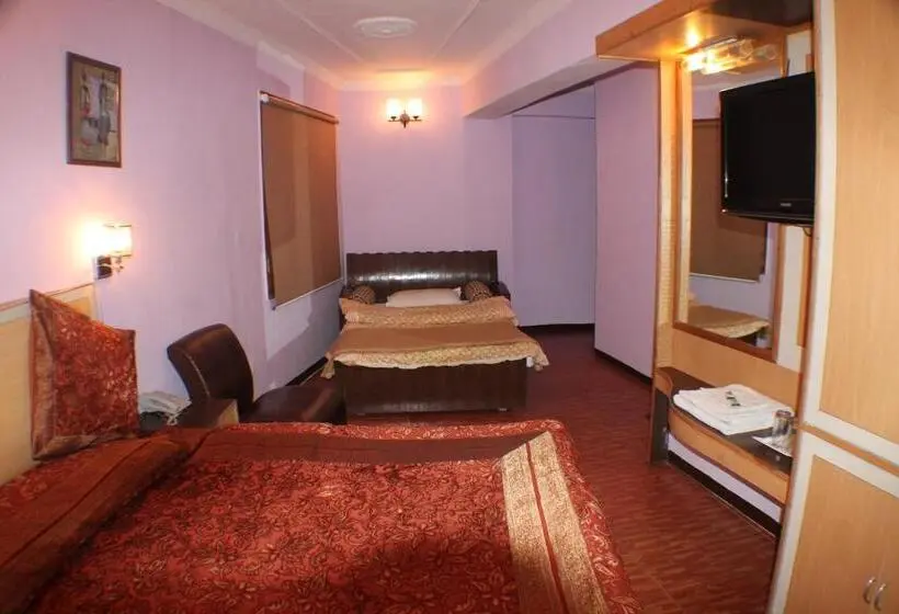 اتاق خانوادگی, Prestige