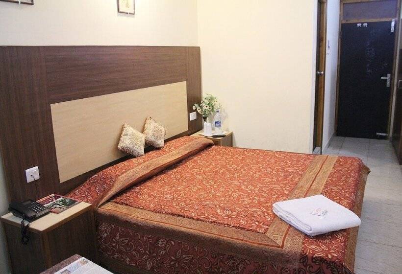 Номер Deluxe, Prestige