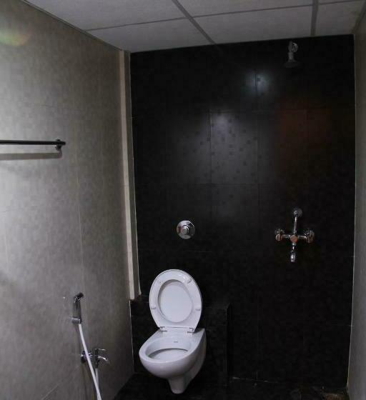 Номер Стандарт Трехместный, The Signature Inn