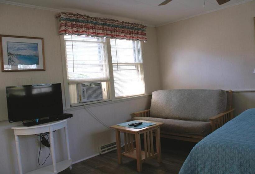 디럭스 스튜디오, Midway Motel & Cottages