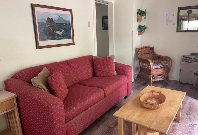 منزل غرفة نوم واحدة, Midway Motel & Cottages