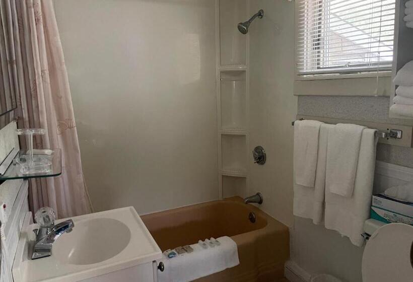 منزل 3 غرف نوم, Midway Motel & Cottages