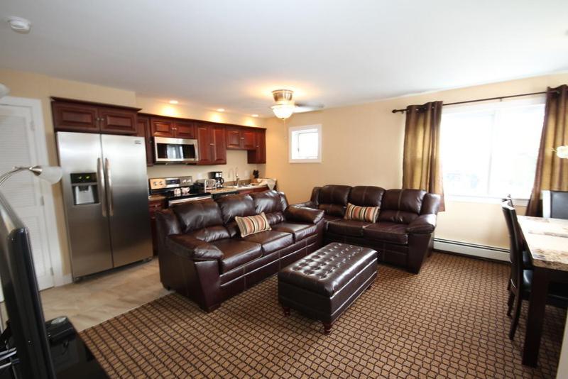 3间卧室的房子, Colton Court Motor Inn