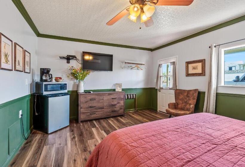 Люкс Кровать Кинг, Sagebrush Inn