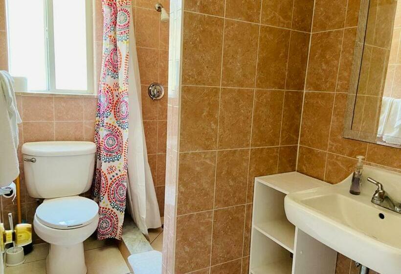 דירת חדר דלוקס, Beach Tide Motel
