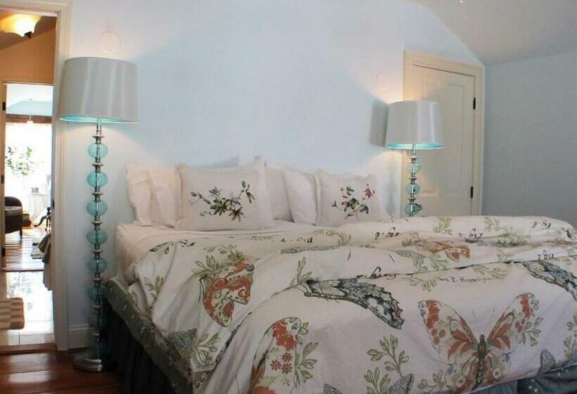 سوییت, The Connecticut River Valley Inn