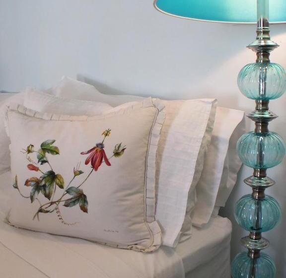 سوییت, The Connecticut River Valley Inn