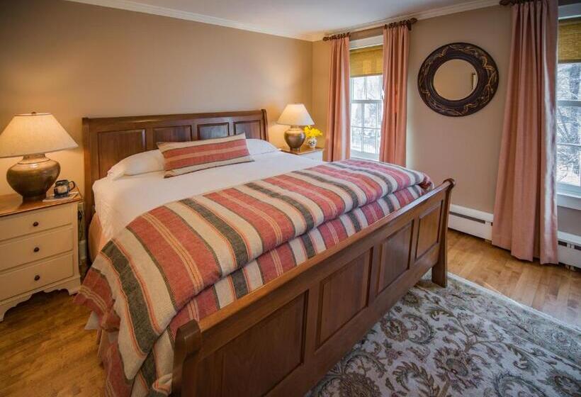스위트, The Dorset Inn