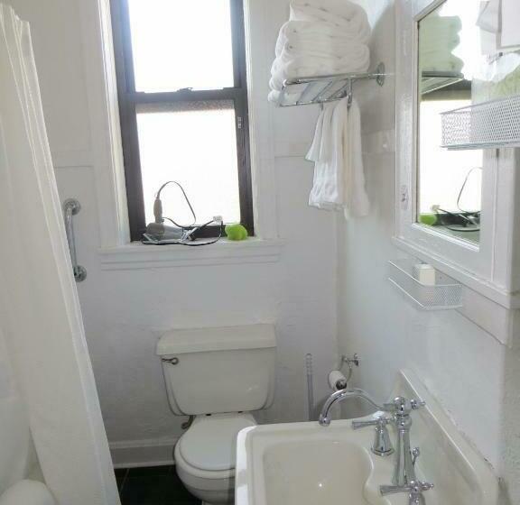 سوئیت 2 خوابه, The Polo Inn Bridgeport U.s.a