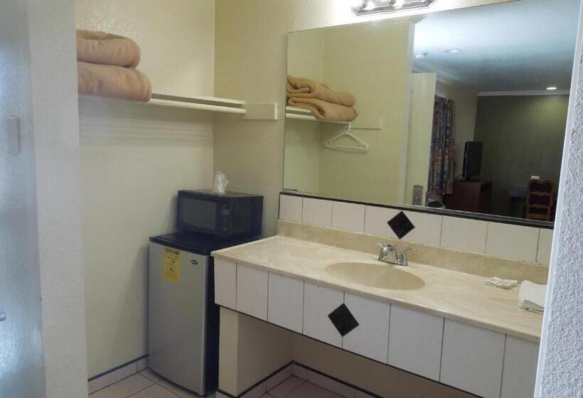 غرفة قياسية, Castaway Motel