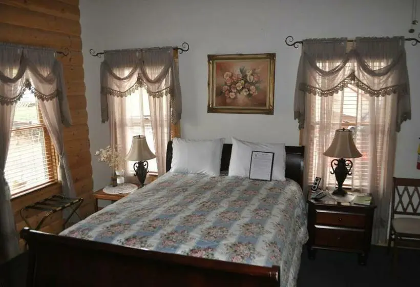 スーペリアースイート, Elkwood Manor Bed & Breakfast