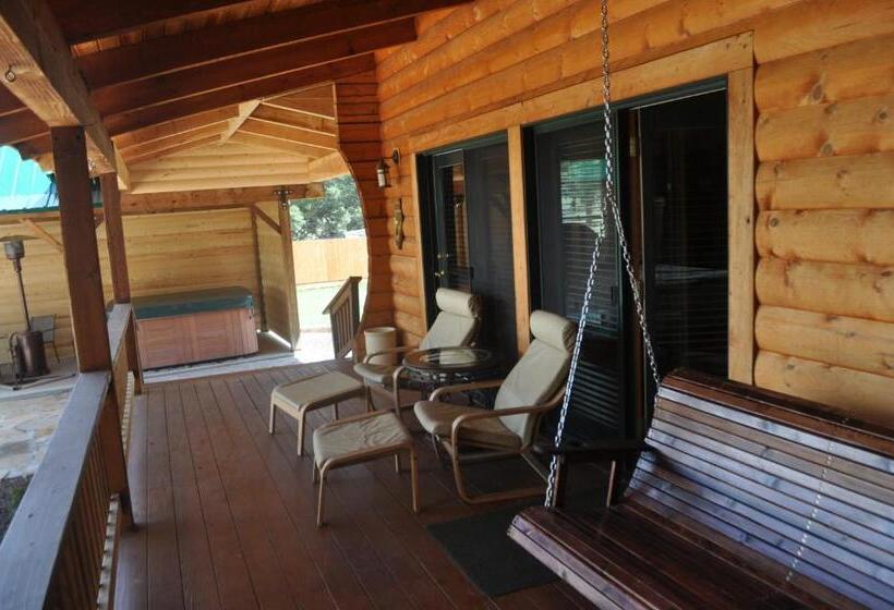 جناح ديلوكس, Elkwood Manor Bed & Breakfast