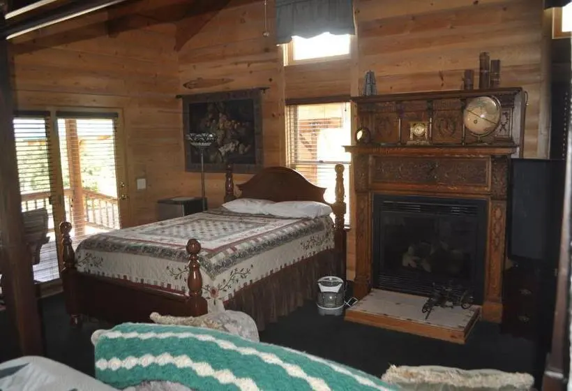デラックススイート, Elkwood Manor Bed & Breakfast