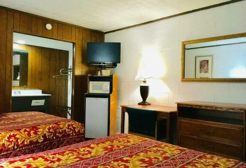 ２ダブルベッドのスタンダードルーム, Granada Inn Motel   Kalkaska