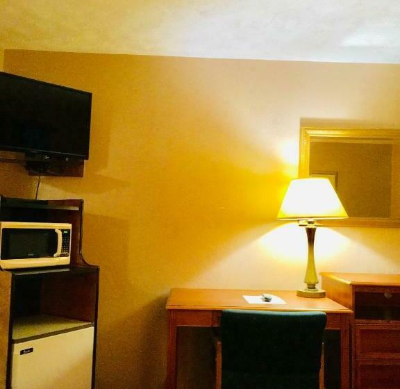 غرفه قياسيه سريرين مزدوجين, Granada Inn Motel   Kalkaska