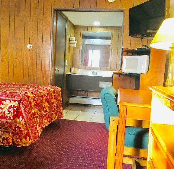 غرفه قياسيه سريرين مزدوجين, Granada Inn Motel   Kalkaska