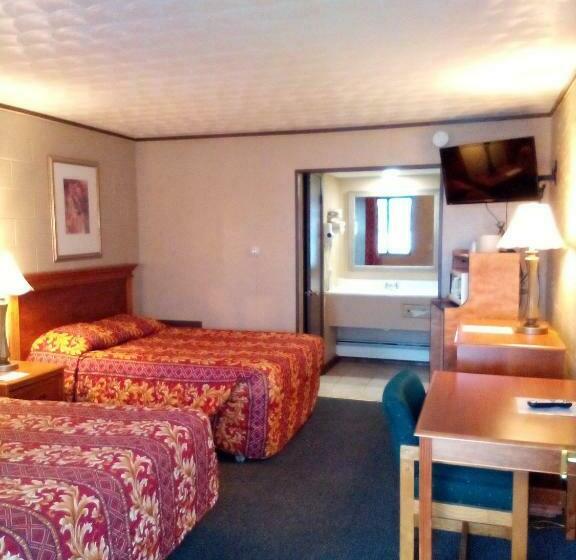غرفه قياسيه سريرين مزدوجين, Granada Inn Motel   Kalkaska