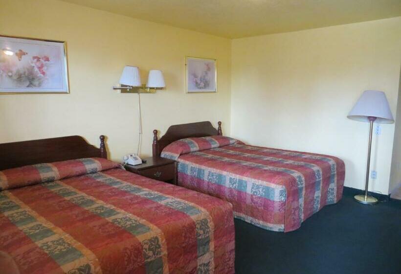 带2个双人床的标准工作室, Cottonwood Inn