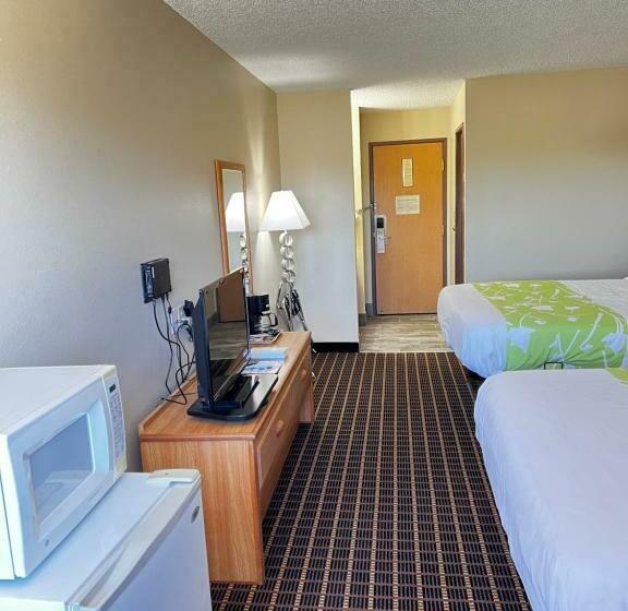 스탠다드 룸, Designer Inn And Suites