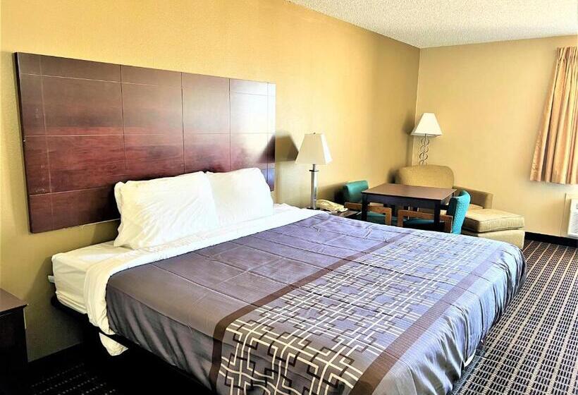 스탠다드 룸 킹사이즈 침대, Designer Inn And Suites