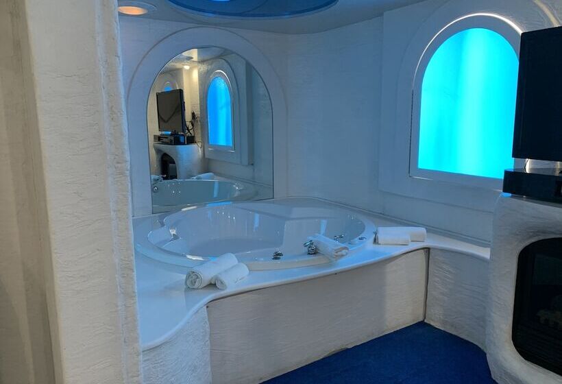 스위트, Designer Inn And Suites