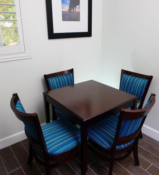 إستوديو قياسى, Hi View Inn & Suites