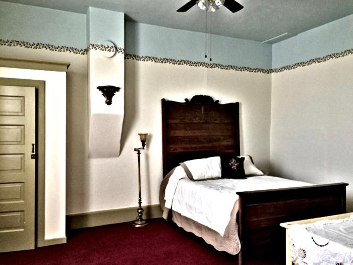 带2个双人床的标准工作室, Niles