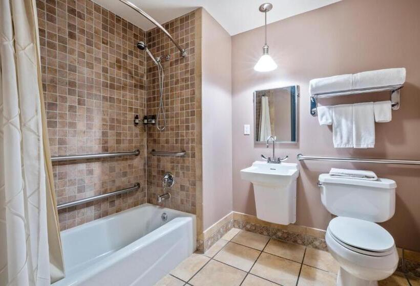 חדר סטנדרט, מיטת קינג, מותאם לאדם עם מוגבלויות, The Harbor Front Inn