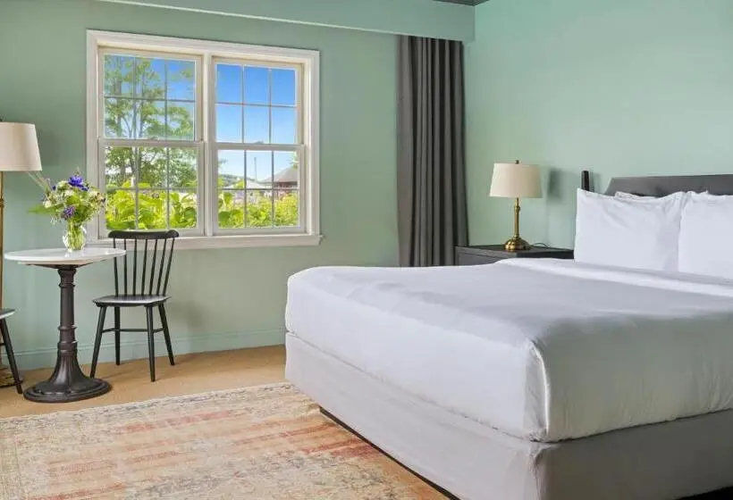 Juniorsviitti, The Harbor Front Inn