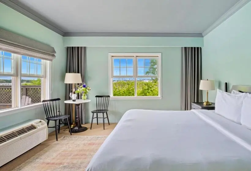 Juniorsviitti, The Harbor Front Inn
