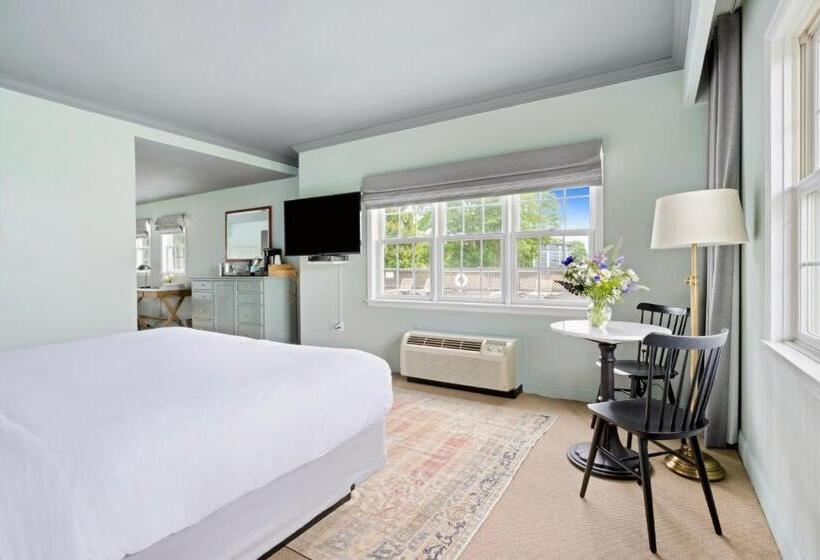 סוויטת ג'וניור, The Harbor Front Inn