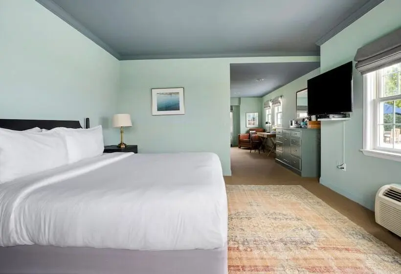 Juniorsviitti, The Harbor Front Inn