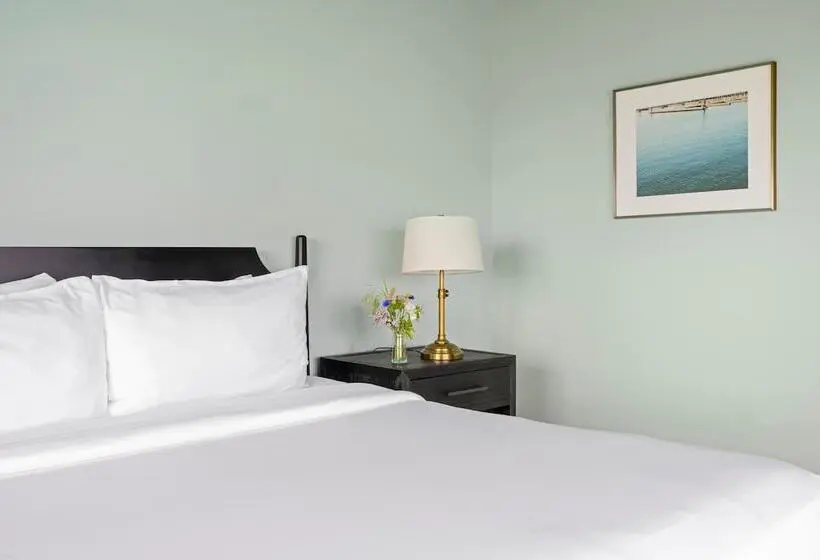 Juniorsviitti, The Harbor Front Inn