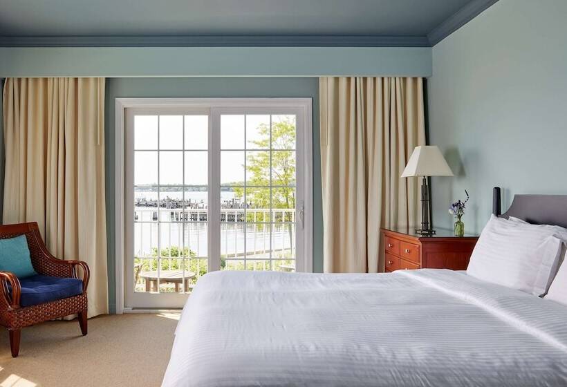 סוויטה עם נוף, The Harbor Front Inn