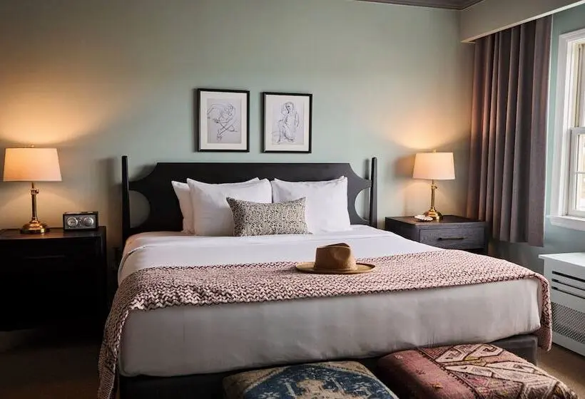 Manzaralı Süit, The Harbor Front Inn