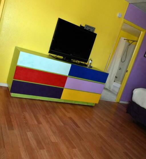 غرفه قياسيه سريرين مزدوجين, 9 Palms Inn